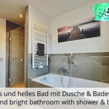 Auszeit Apartment Deluxe: Lakeside Retreat with Balconies and Parking Friedrichshafen Exterior photo